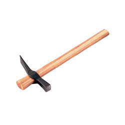 Martello muratore gr.300 legno plus ariex [celsi ]