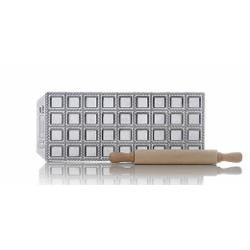 stampo per ravioli risoli 36 posti in alluminio lucidato con mattarello