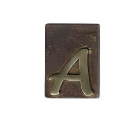 Lettera civica ottone bronzato mm 60x80 lettera b