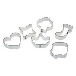 confezione 6 formine tagliabiscotti pedrini assortite 176