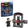 kit di costruzione lego bruce wayne e il costume di batman multicolore