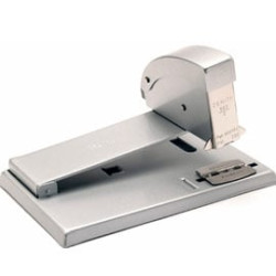 Cucitrice da tavolo zenith 522/e 20 fogli profondita' max 108mm