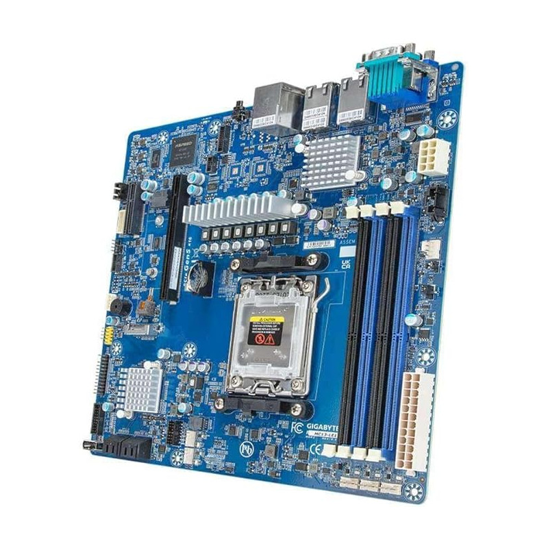 scheda madre amd gigabyte mc13-le1 am5 matx 4xddr5 [9mc13le1mr-000]