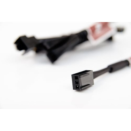 noctua na-sec2 kit composto da 3 prolunghe 3 pin da 30cm l'una
