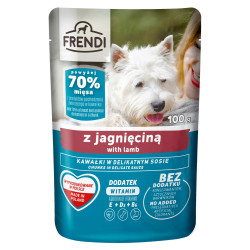 cibo umido per cani frendi bocconcini in salsa delicata con agnello