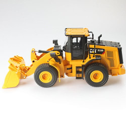 Modellino cerrera cat 950m auto telecomandata 1/24 giallo/nero [wrcaes0cf090035]