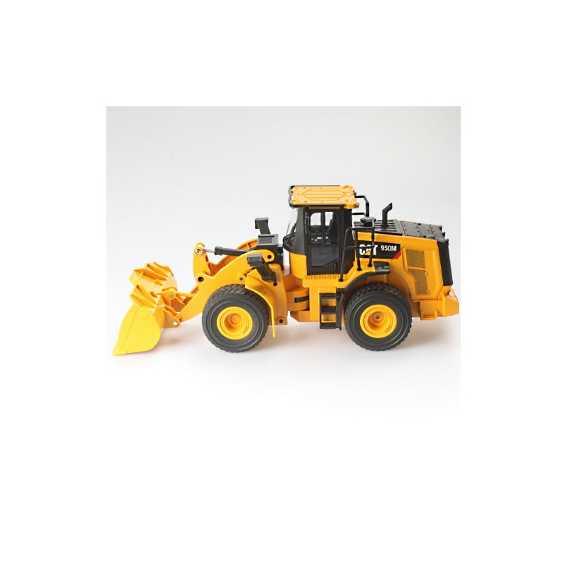 Modellino cerrera cat 950m auto telecomandata 1/24 giallo/nero [wrcaes0cf090035]