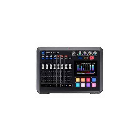 Mixer audio tascam per la registrazione di podcast [mixcast 4]